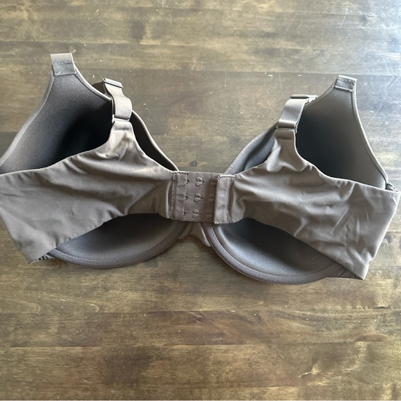 Skims 40DD Bra Brown Sexy Comfy Classic Everyday Lingerie Staple Luxury 🤎 - Picture 3 of 4